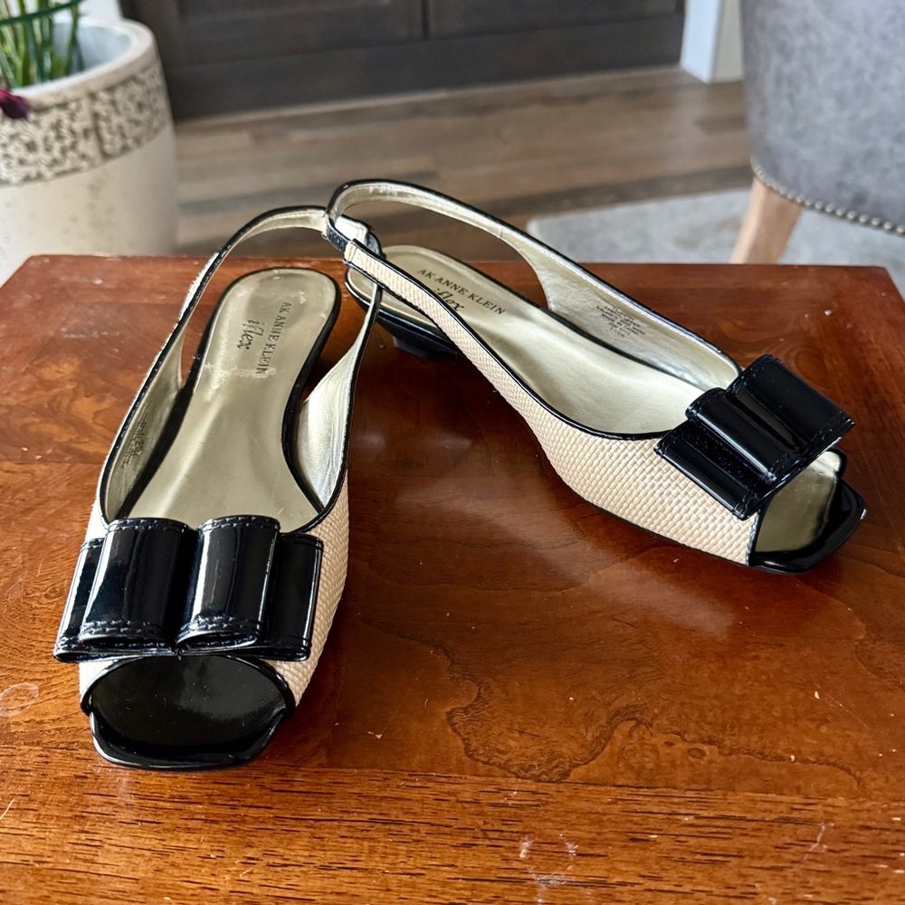 Elegant Black and Cream Slingback Women's Shoes.